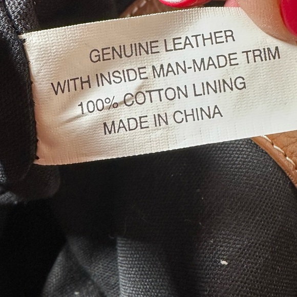 Tignanello Supple Brown 100% Leather Tote Bag with Interior Compartments - Picture 7 of 9